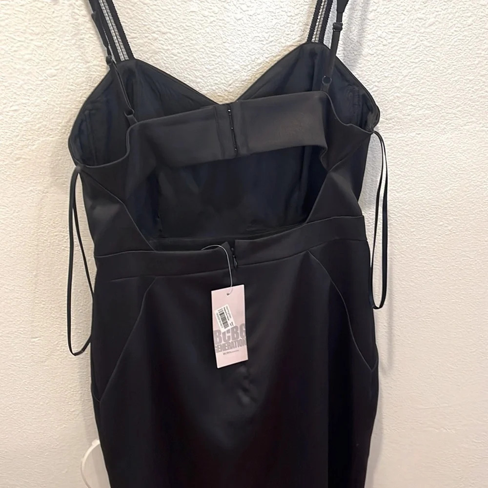 BCB Generation black mini dress style tud61426. size 4 - Picture 7 of 9